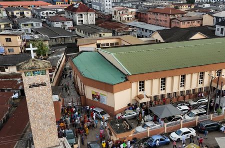 tagreuters.com2025binary_LYNXMPELA1063-VIEWIMAGE