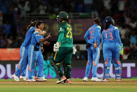 tagreuters.com2025binary_LYNXMPELA10CP-VIEWIMAGE