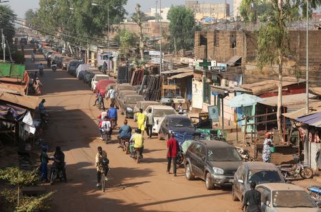 tagreuters.com2025binary_LYNXMPELA20S1-VIEWIMAGE