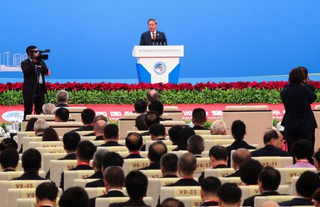 tagreuters.com2025binary_LYNXMPELA405I-VIEWIMAGE