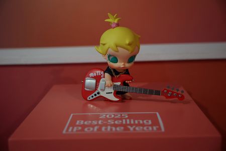 tagreuters.com2025binary_LYNXMPELAA0RH-VIEWIMAGE