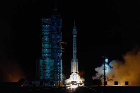 tagreuters.com2025binary_LYNXMPEL9U0WI-VIEWIMAGE