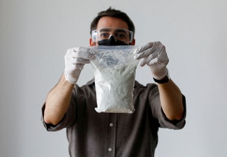 tagreuters.com2025binary_LYNXMPELA906T-VIEWIMAGE