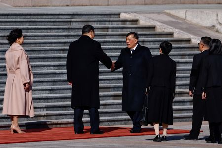 tagreuters.com2025binary_LYNXMPELAD05H-VIEWIMAGE