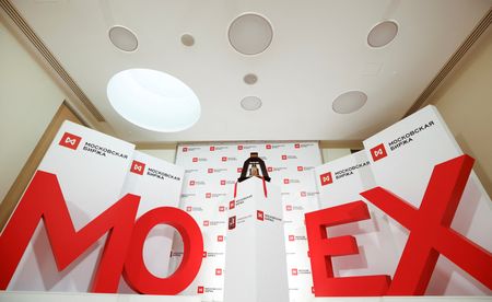 tagreuters.com2025binary_LYNXMPELAB0L8-VIEWIMAGE