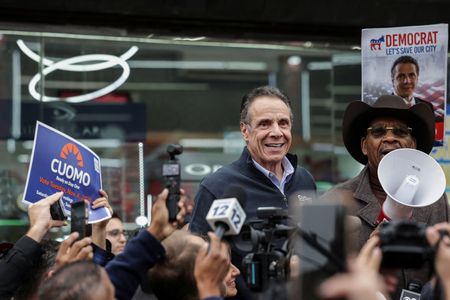 tagreuters.com2025binary_LYNXMPELA3082-VIEWIMAGE