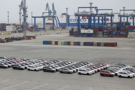 tagreuters.com2025binary_LYNXMPELAG0LN-VIEWIMAGE