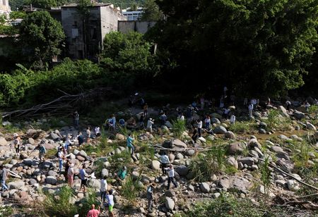 tagreuters.com2025binary_LYNXMPELAC0RI-VIEWIMAGE