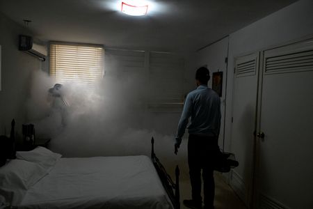 tagreuters.com2025binary_LYNXMPELAC16Q-VIEWIMAGE