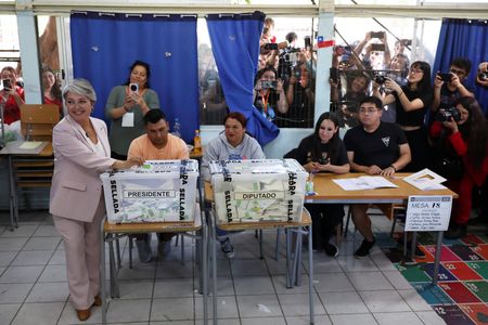 tagreuters.com2025binary_LYNXMPELAF0DC-VIEWIMAGE