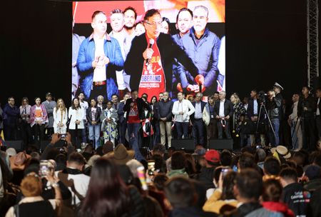 tagreuters.com2025binary_LYNXMPELAL08O-VIEWIMAGE