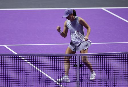 tagreuters.com2025binary_LYNXMPELA01HF-VIEWIMAGE