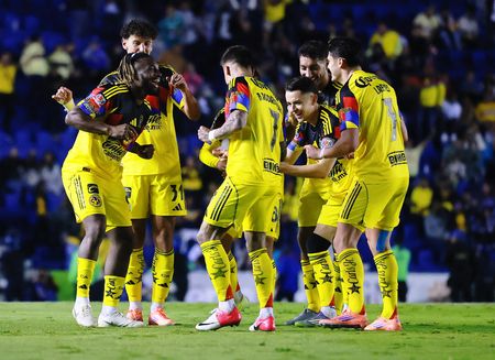 tagreuters.com2025binary_LYNXMPELA101M-VIEWIMAGE