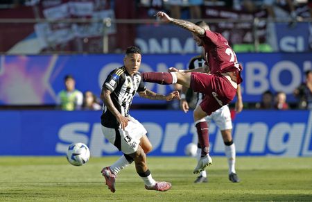 tagreuters.com2025binary_LYNXMPELAL0I4-VIEWIMAGE