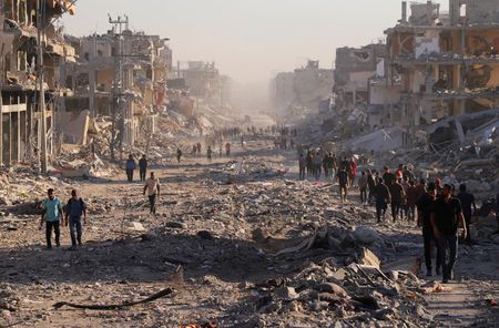 tagreuters.com2025binary_LYNXMPEL9U0FU-VIEWIMAGE