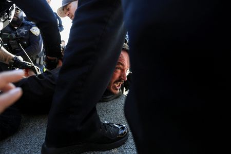 tagreuters.com2025binary_LYNXMPELAD123-VIEWIMAGE