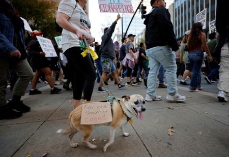 tagreuters.com2025binary_LYNXMPELAG084-VIEWIMAGE