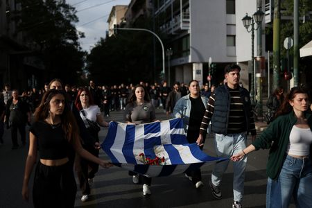 tagreuters.com2025binary_LYNXMPELAG0V3-VIEWIMAGE