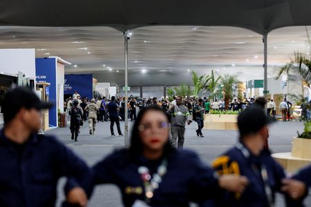 tagreuters.com2025binary_LYNXMPELAJ14D-VIEWIMAGE