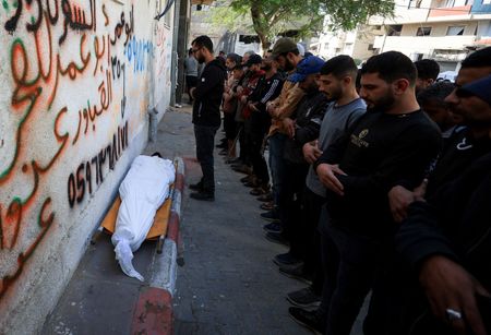 tagreuters.com2025binary_LYNXMPELAN0YL-VIEWIMAGE