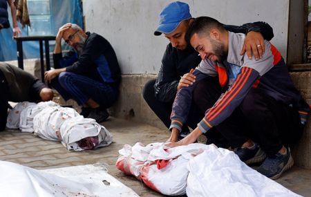 tagreuters.com2025binary_LYNXMPEL9S0VJ-VIEWIMAGE