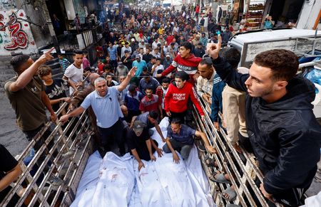 tagreuters.com2025binary_LYNXMPEL9S0VK-VIEWIMAGE