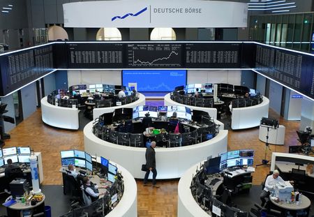 tagreuters.com2025binary_LYNXMPELA50I4-VIEWIMAGE