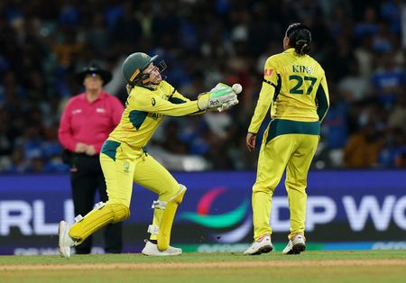 tagreuters.com2025binary_LYNXMPEL9T12A-VIEWIMAGE