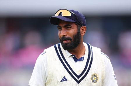 tagreuters.com2025binary_LYNXMPELAB076-VIEWIMAGE