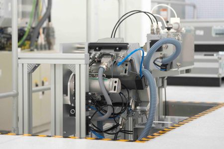 tagreuters.com2025binary_LYNXMPELAJ13T-VIEWIMAGE