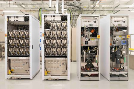 tagreuters.com2025binary_LYNXMPELAJ141-VIEWIMAGE