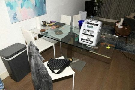 tagreuters.com2025binary_LYNXMPELAK001-VIEWIMAGE