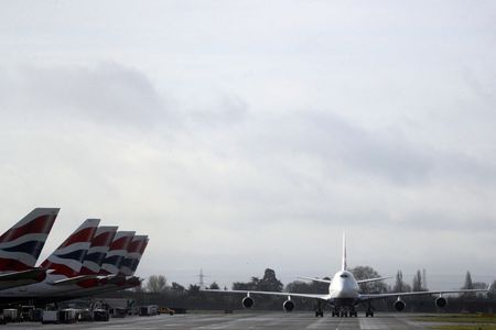 tagreuters.com2025binary_LYNXMPELAO0L7-VIEWIMAGE