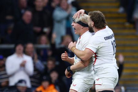 tagreuters.com2025binary_LYNXMPELA01FP-VIEWIMAGE