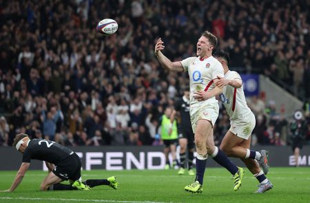 tagreuters.com2025binary_LYNXMPELAE08G-VIEWIMAGE