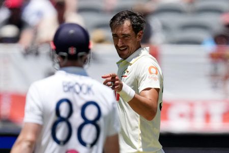 tagreuters.com2025binary_LYNXMPELAK05O-VIEWIMAGE