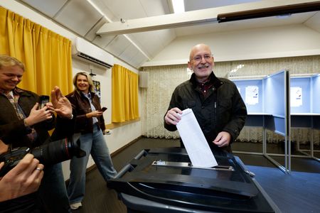 tagreuters.com2025binary_LYNXMPEL9S0J6-VIEWIMAGE