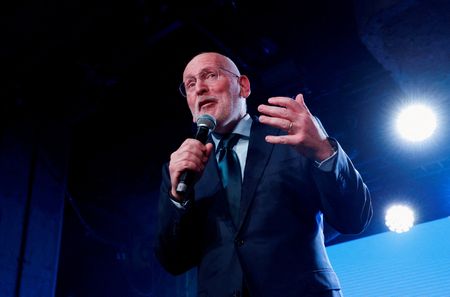 tagreuters.com2025binary_LYNXMPEL9S18J-VIEWIMAGE