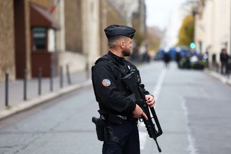 tagreuters.com2025binary_LYNXMPELA90PB-VIEWIMAGE