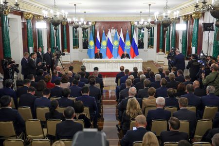 tagreuters.com2025binary_LYNXMPELAB0SE-VIEWIMAGE