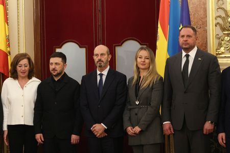 tagreuters.com2025binary_LYNXMPELAH0OD-VIEWIMAGE