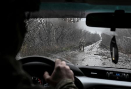 tagreuters.com2025binary_LYNXMPELAK0G8-VIEWIMAGE