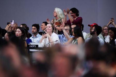 tagreuters.com2025binary_LYNXMPELAM016-VIEWIMAGE